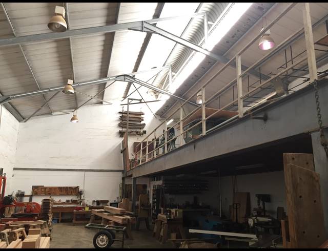 401M² WAREHOUSE RENTED IN CAPRICORN